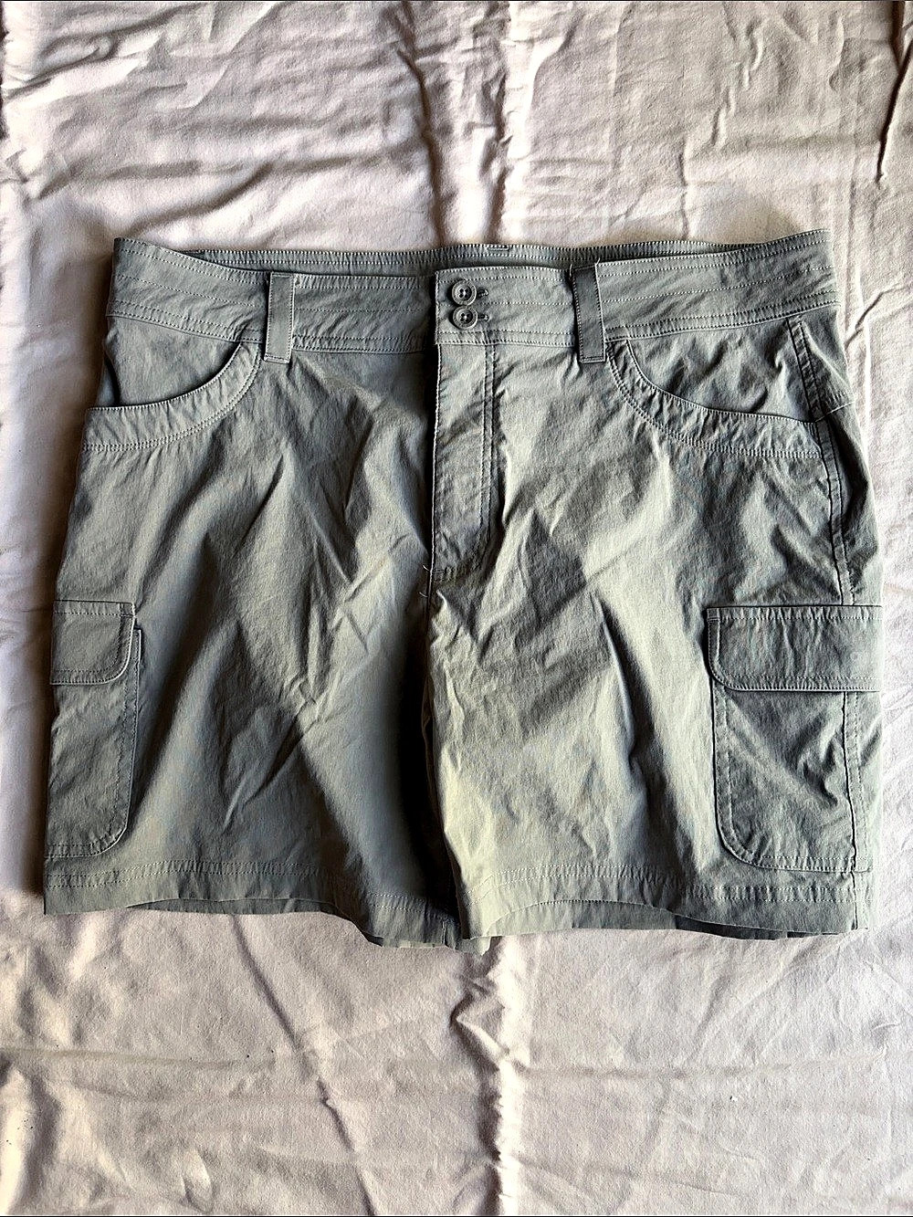 Eddie Bauer Women's Cargo Shorts Gray Size 14